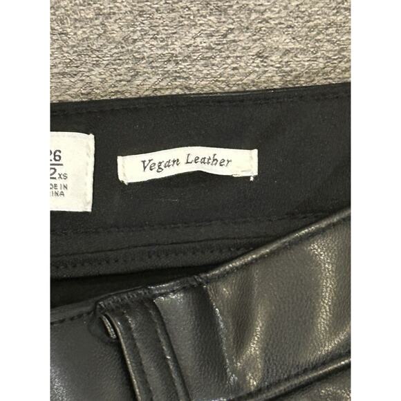 NWT Abercrombie & Fitch The Skinny High Rise Vegan Leather Pants size 26 - Picture 4 of 6